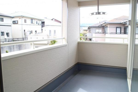 oRj[@VĈ͂󕨂₨zcC悭oRj[