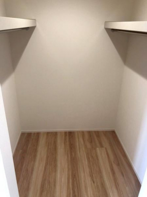 ���[�@�E�H�[�N�C���N���[�[�b�g�I��؂Ȉߗނ⏬�����X�b�L�����Еt����