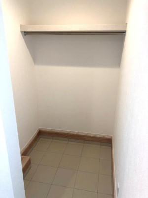 ���ց@�㒅�Ȃǂ����[�ł���X�y�[�X�t��