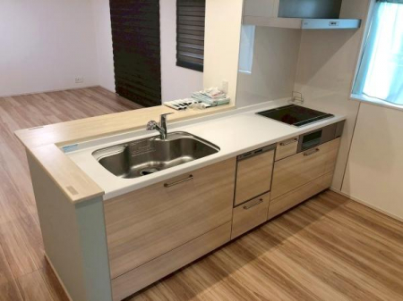 �L�b�`���@IH�q�[�^�[�̎O���R�����ł��������N���N�􃊃r���O�����n����Ζʎ��Ȃ̂ŁA���q�l�̗l�q�������܂��I